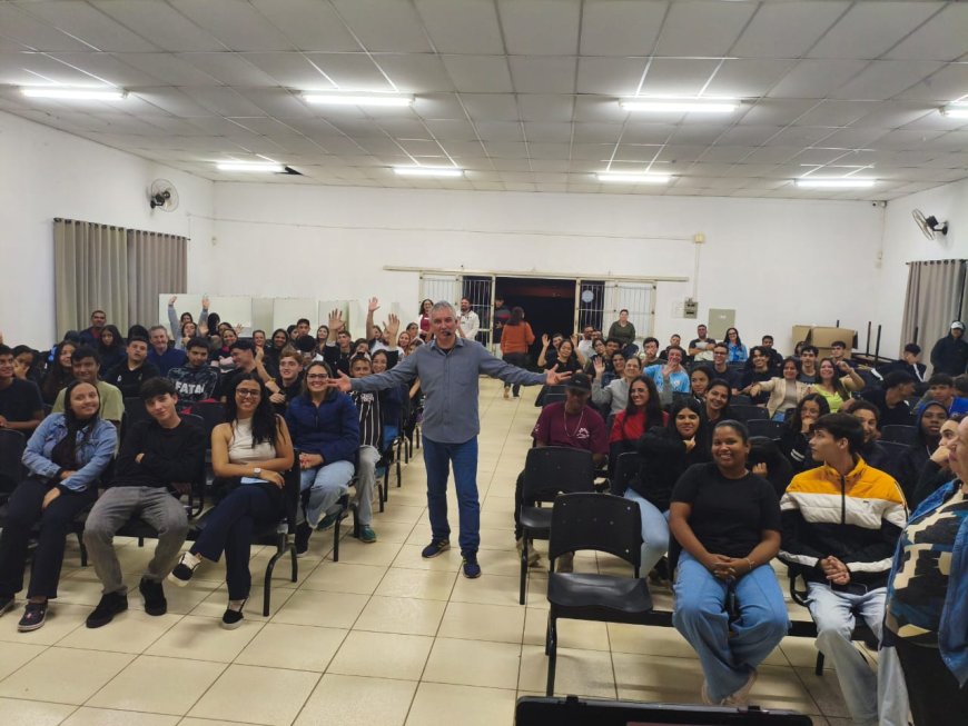 Mostra Cultural da Escola Polivalente é sucesso