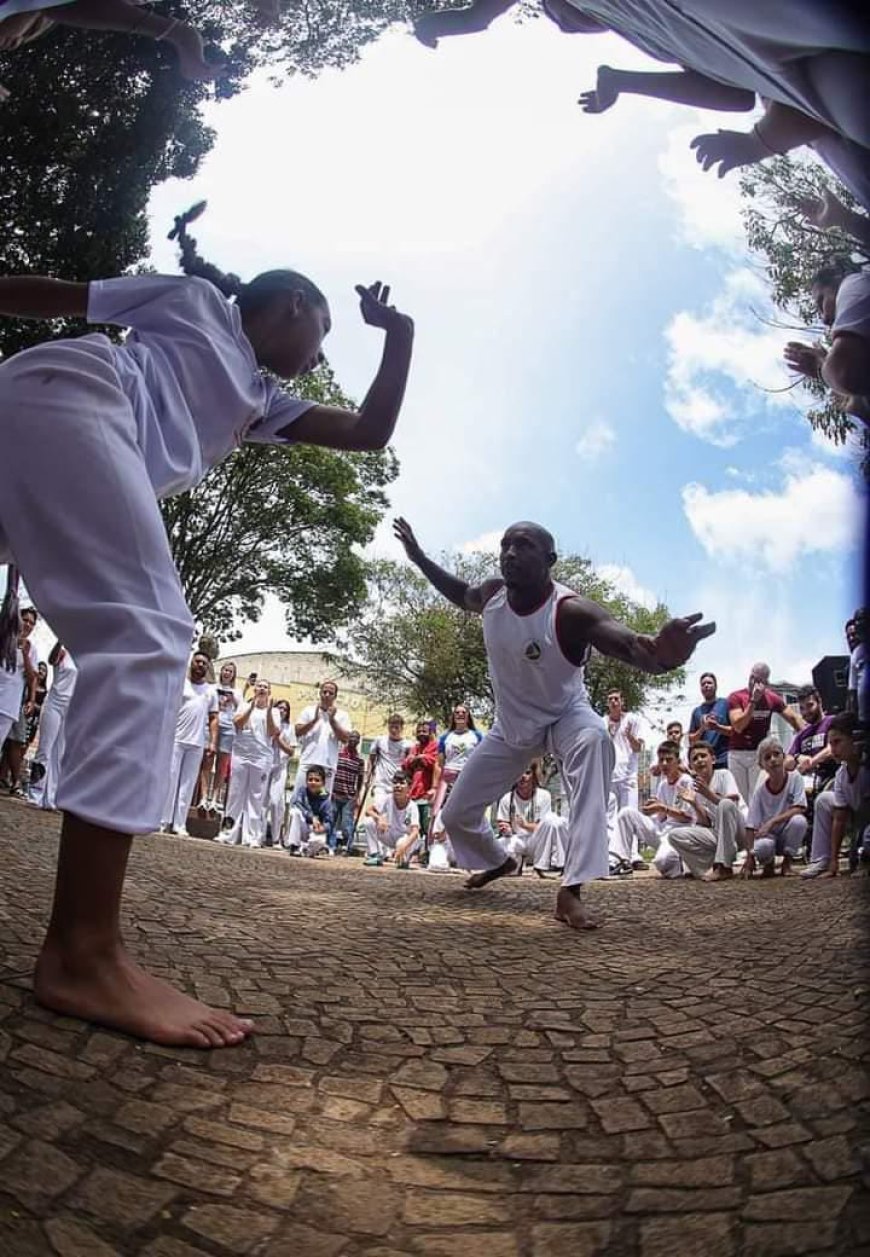 Roda de Capoeira Regional e Maculelê com Mestre Du acontece no Festival de Inverno de Poços de Caldas