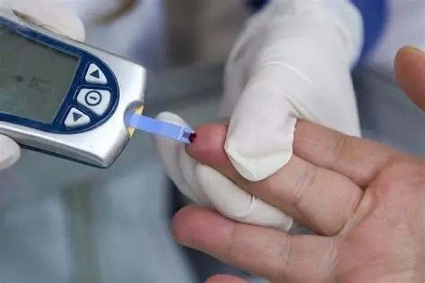 Prefeitura de Guaxupé inicia compra de glicosímetros e tiras reagentes para pacientes diabéticos após suspensão da distribuição pelo Estado
