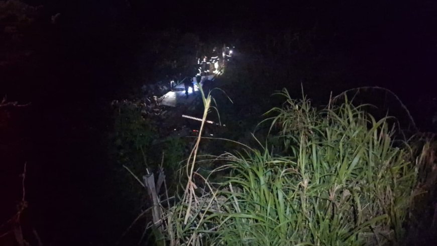 Caminhoneiro de 32 anos morre em capotamento na BR-459
