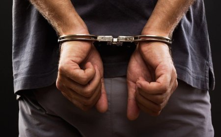 Homem com extensa ficha criminal é preso por furto de drogaria no centro de Guaxupé