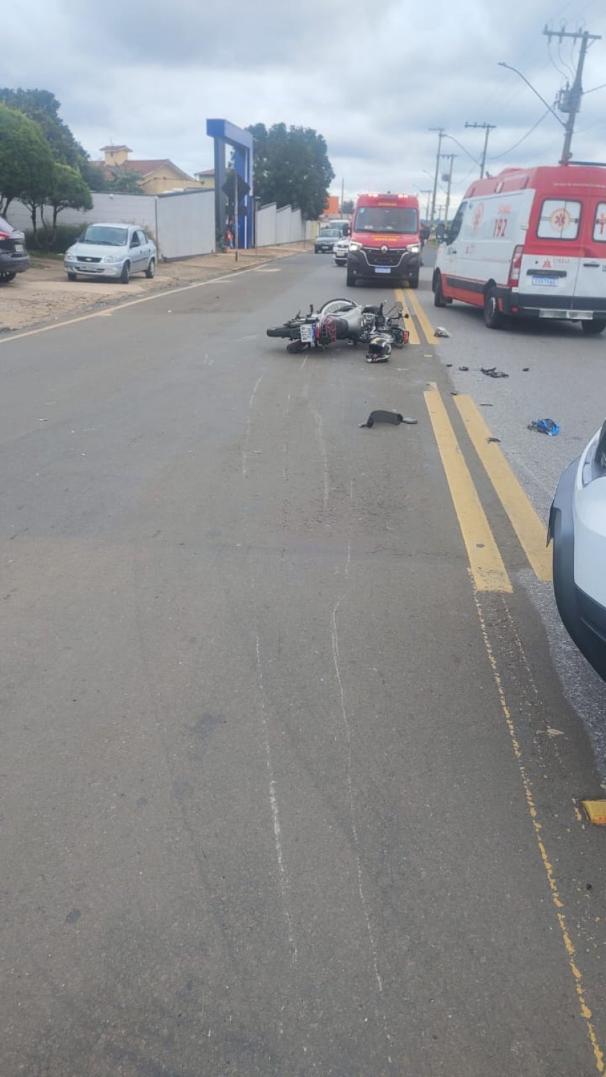 Acidente entre moto e bicicleta deixa idoso gravemente ferido em Paraíso