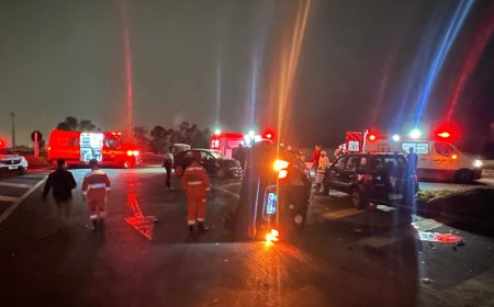 Colisão entre quatro veículos mobiliza equipes de resgate em São Sebastião do Paraíso