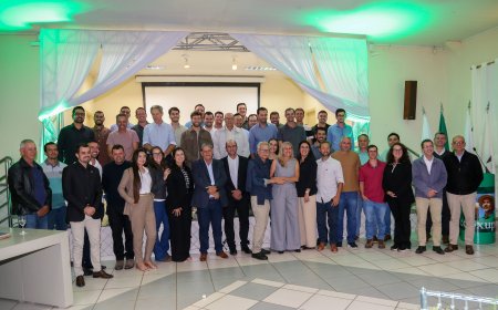 Programa de Desenvolvimento em Gestão e Educação Cooperativista forma 7ª turma na Cooxupé