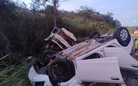Condutor sofre mal súbito, invade a contramão de direção e bate em veículo na MGC-369