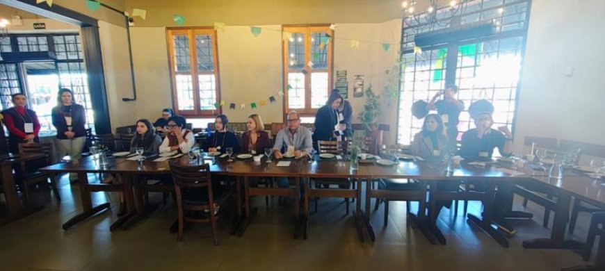 2º Meetup do Hub GXP debate mercado de trabalho e o desafio da convivência entre gerações em Guaxupé