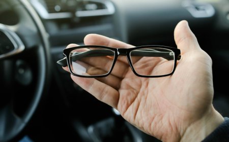 EPR Vias do Café promove exames de vista e entrega óculos gratuitos para caminhoneiros em Arceburgo