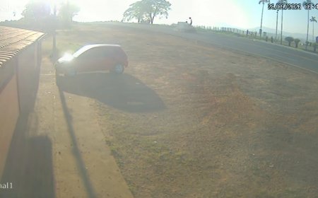 Vídeo: Colisão grave entre furgão e moto deixa ferido na rodovia entre Monte Belo e Areado