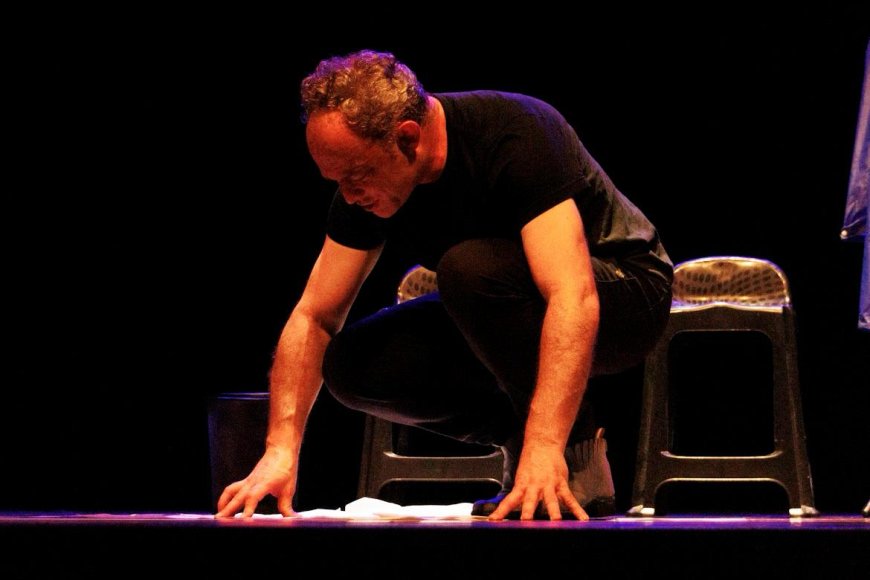 Ator Eucir de Souza encerra XIII Festival Nacional de Teatro Tramas e Dramas com roda de conversa em Guaxupé