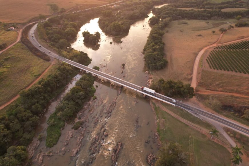 Mais de 334 mil veículos foram registrados durante o feriado de 12 de outubro nas rodovias do Sul de Minas