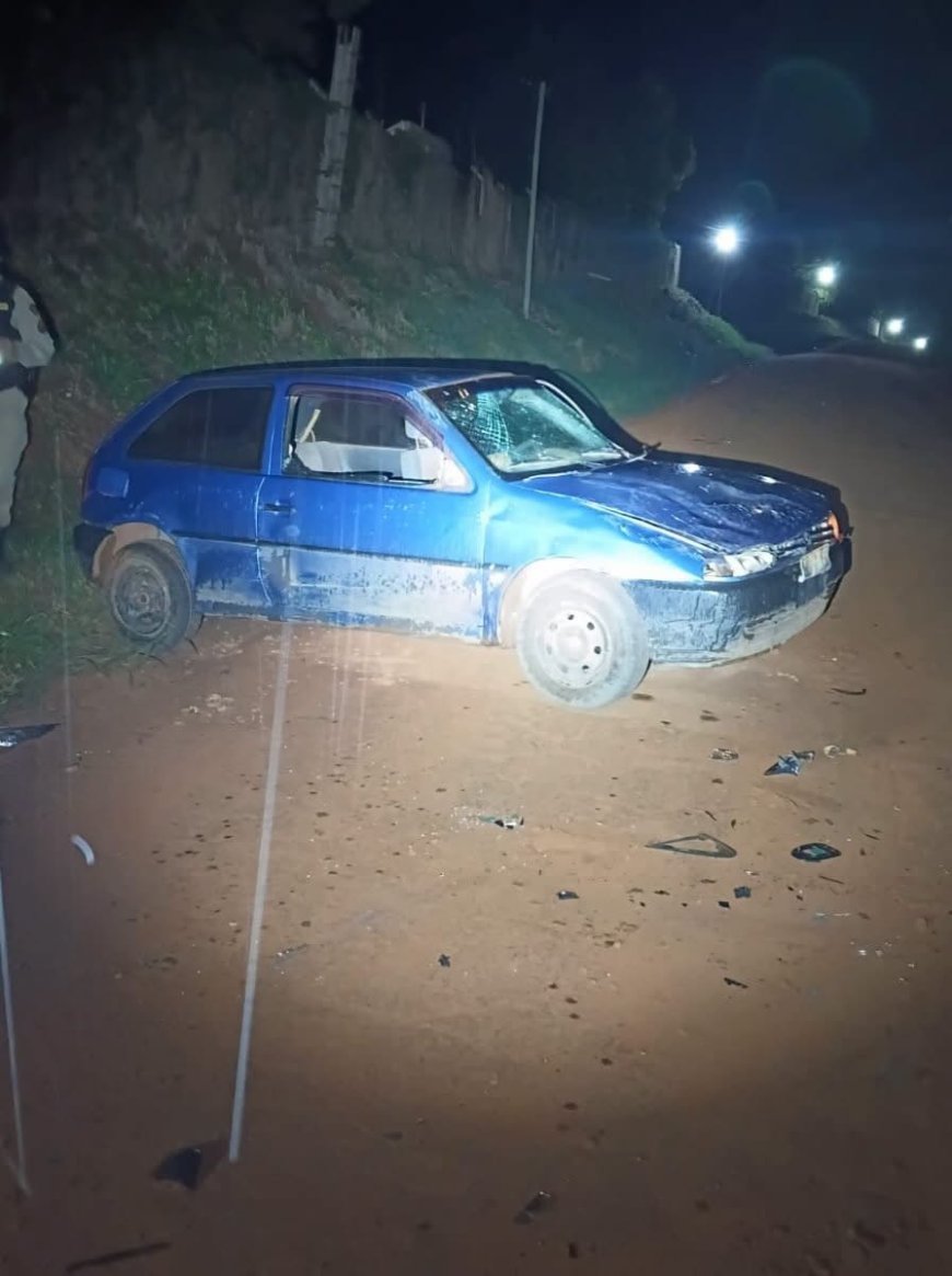 PM intercepta suspeitos e recupera veículo furtado após acidente na zona rural de Monte Santo