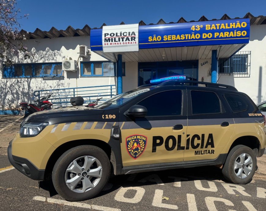 A máscara caiu! Foragido tenta se esconder do Tático Móvel e acaba preso em regime fechado em Paraíso